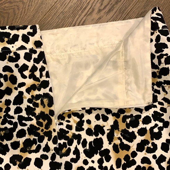 Jessica animal print tapered skirt NWOT Size 12, fully lined 🟢 - Picture 7 of 10